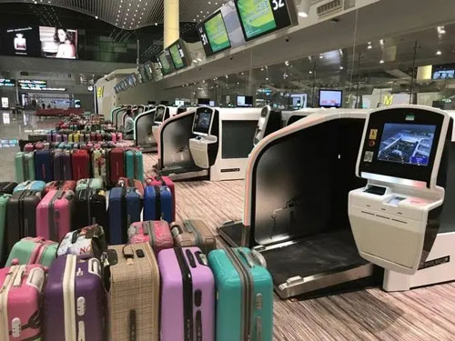 三台行李托运